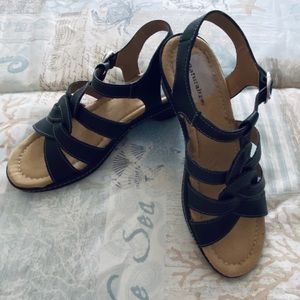 Naturalizer Sandals - Black - 6